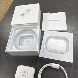 Apple AirPods Pro Box - White